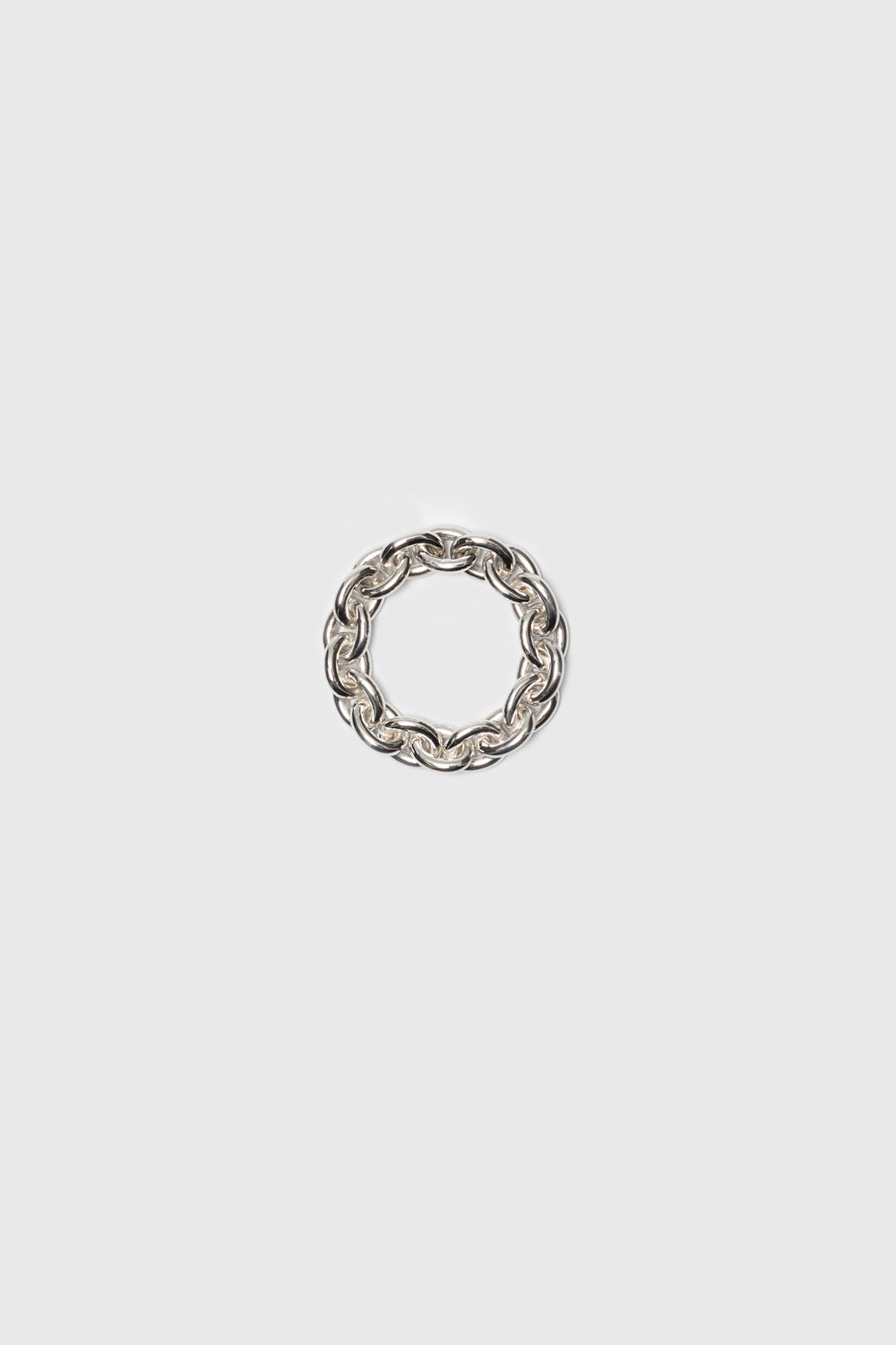 Flexible chain ring with a high gloss finish. Silver jewelry handmade in Berlin.